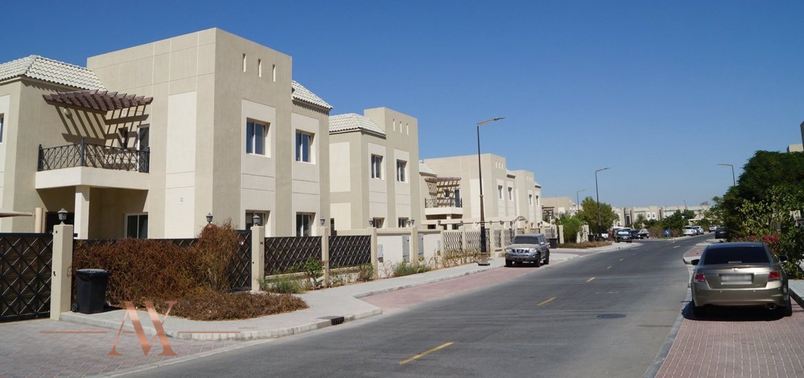 Villa en venta en Living Legends, Dubai, EAU 5 dormitorios, 334 m2 No. 1617 - foto 2