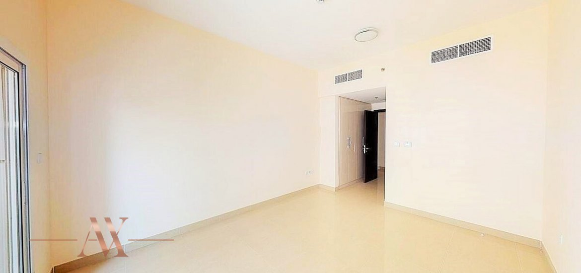 Duplex for sale in Jumeirah Village Circle, Dubai, UAE 1 bedroom, 259 sq.m. No. 2075 - photo 5