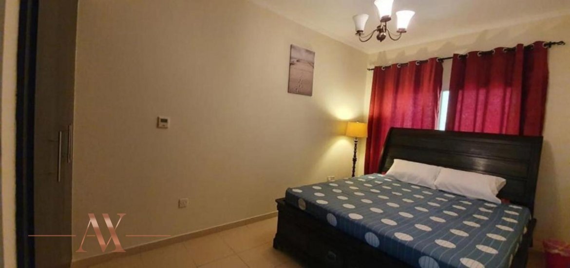 Apartment for sale in Liwan, Dubai, UAE 3 bedrooms, 161 sq.m. No. 1570 - photo 1