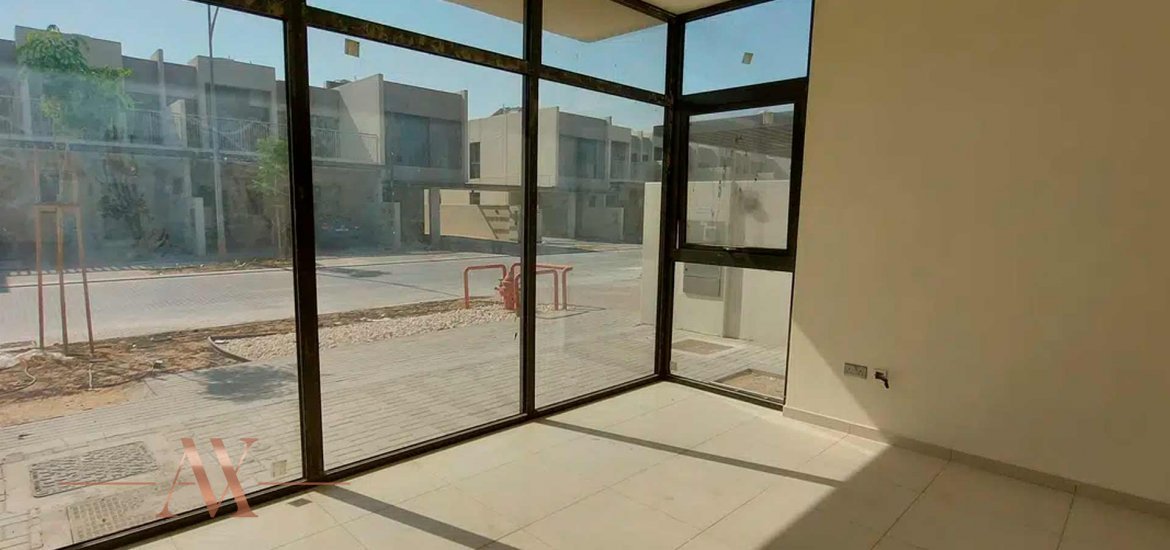 Villa for sale in DAMAC Hills, Dubai, UAE 3 bedrooms, 174 sq.m. No. 2105 - photo 1