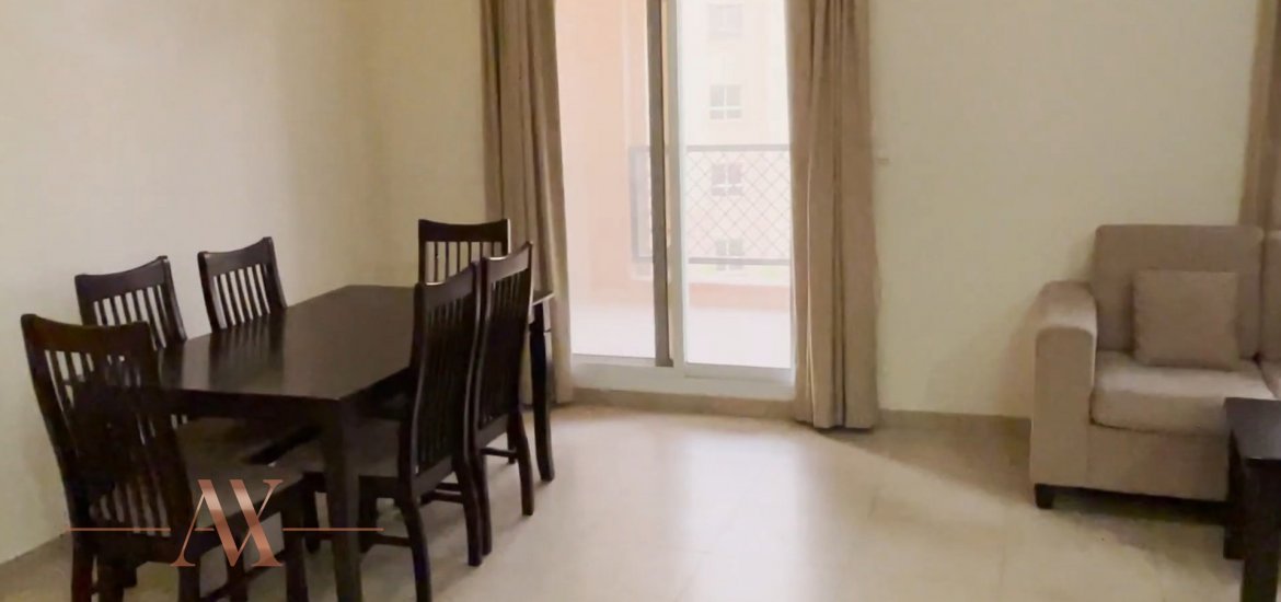 Apartment for sale in Remraam, Dubai, UAE 2 bedrooms, 139 sq.m. No. 1592 - photo 2