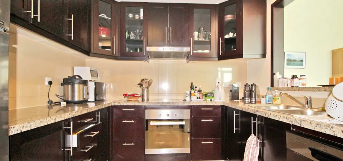 Apartment for sale in The Views, Dubai, UAE 2 bedrooms, 122 sq.m. No. 2882 - photo 2