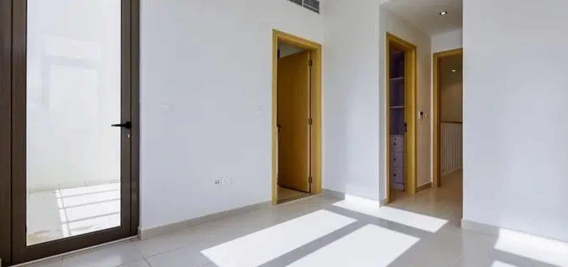 Villa for sale in Reem, Dubai, UAE 4 bedrooms, 394 sq.m. No. 3324 - photo 4