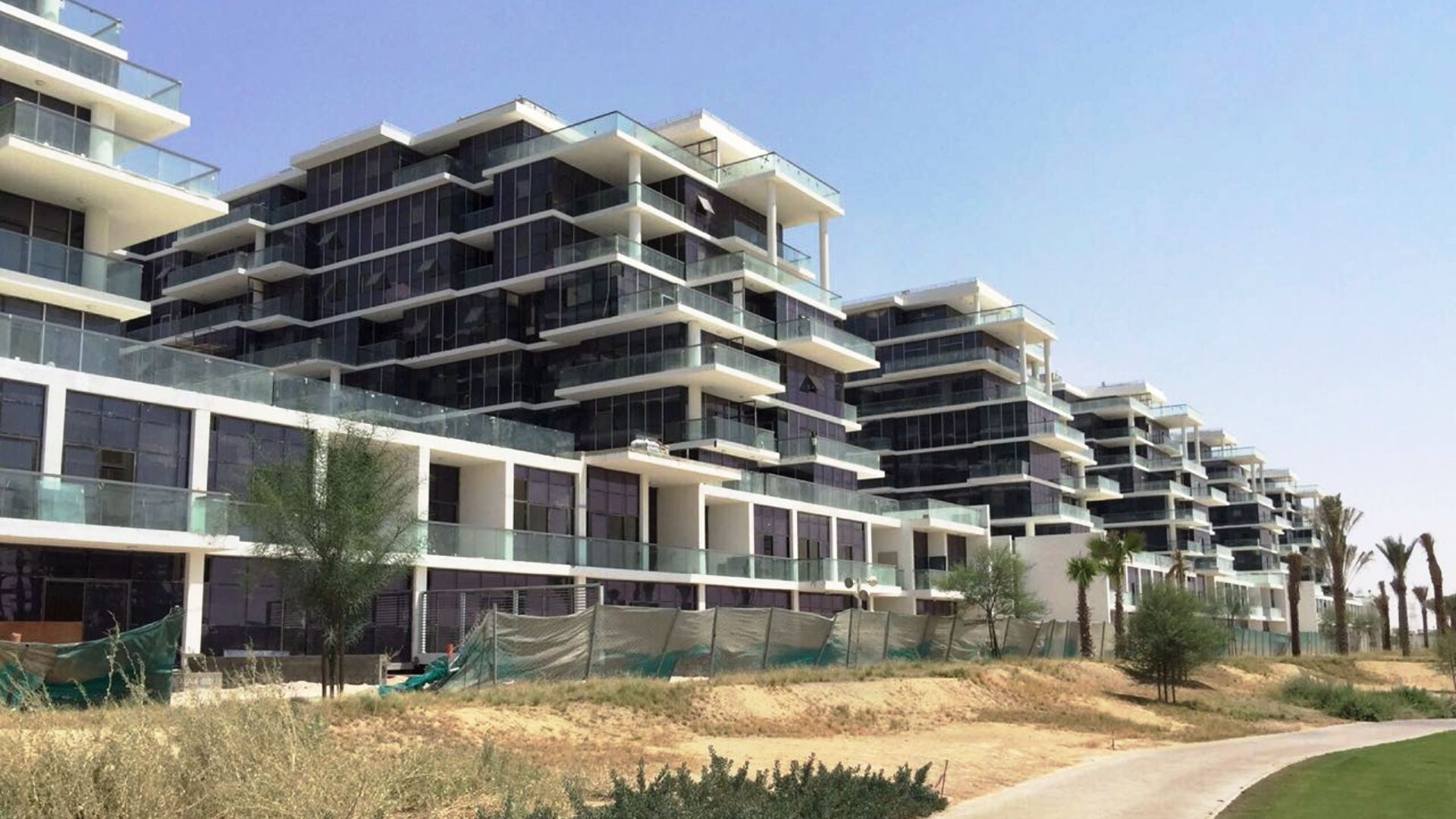 GOLF CONDOMINIUMS & TOWNHOUSES by Damac Properties in DAMAC Hills, Dubai, UAE